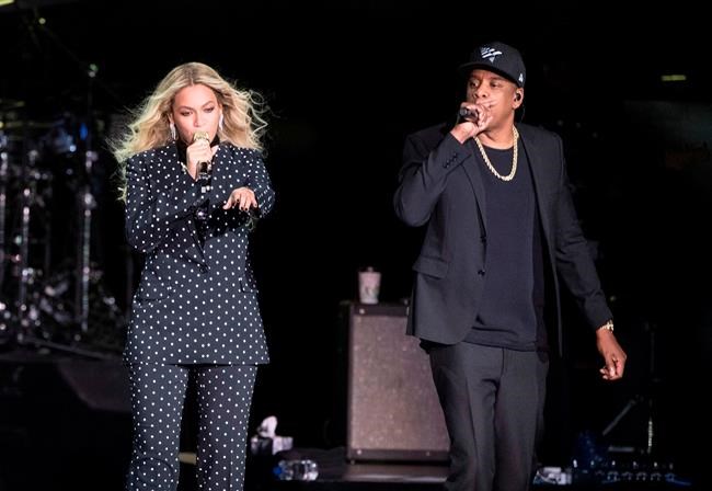 Jay-Z, Beyonce dedicate GLAAD award to her uncle | iNFOnews.ca Jay-Z, Beyonce dedicate GLAAD award to her uncle | iNFOnews.ca