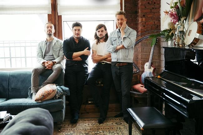 After musical courtship, Mumford & Sons net perfect producer | iNFOnews.ca