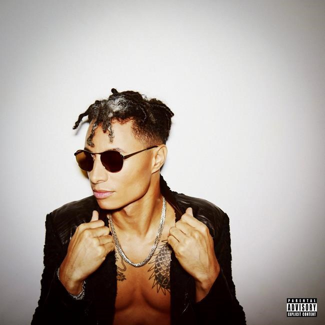 Review: In full seduction mode, Jose James takes a step back | iNFOnews.ca