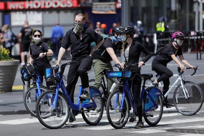 Hospital ship offloads few remaining patients before NY exit | iNFOnews.ca