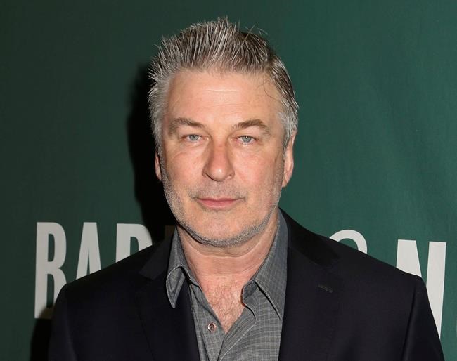 Impersonator in chief Baldwin headlines Iowa Democrats event | iNFOnews.ca