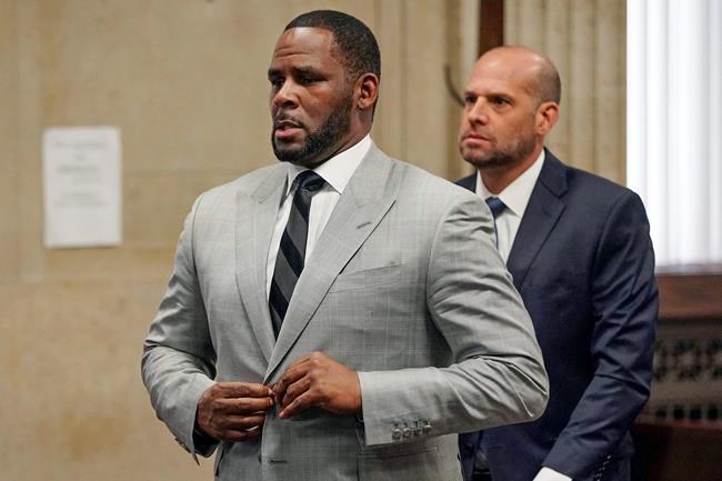 R. Kelly pleads not guilty; feds say new charges planned | iNFOnews.ca R. Kelly pleads not guilty; feds say new charges planned | iNFOnews.ca