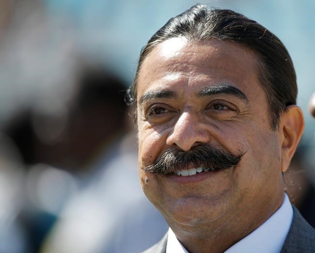 Jaguars donate 1,000 NFL playoff tickets to refugees | iNFOnews.ca Jaguars donate 1,000 NFL playoff tickets to refugees | iNFOnews.ca