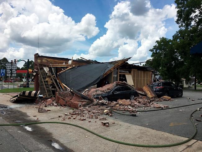 Explosion destroys coffee shop, injures 3 in rural Georgia | iNFOnews.ca Explosion destroys coffee shop, injures 3 in rural Georgia | iNFOnews.ca