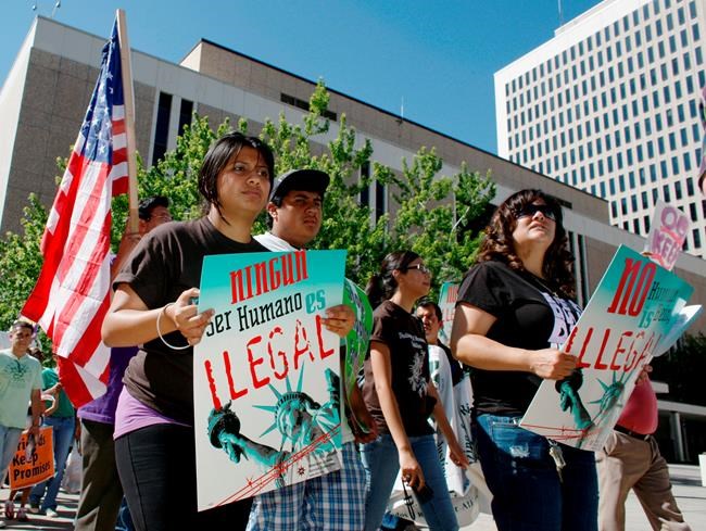 Trump administration pauses legal orientation for immigrants | iNFOnews.ca