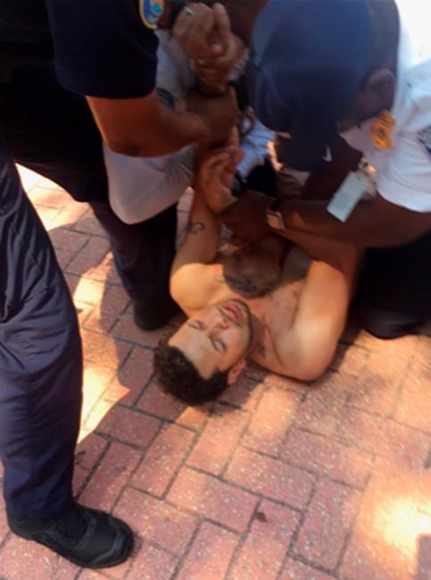 Lawsuit: Six Flags security guards beat black Maryland man | iNFOnews.ca