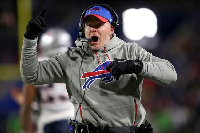 McCourty's pick-6 seals Patriots' 25-6 win over Bills | iNFOnews.ca