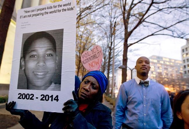 911 dispatcher in Tamir Rice case suspended for 8 days | iNFOnews.ca