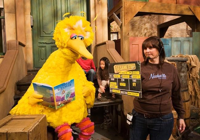 Puppeteer who played Big Bird on 'Sesame Street' retiring | iNFOnews.ca