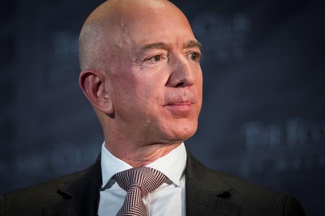 Tabloid CEO's lawyer denies Enquirer tried to extort Bezos | iNFOnews.ca