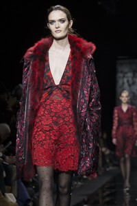 New York Fashion Week: 50 Shades of DVF, Snapchat fashion at Opening Ceremony | iNFOnews.ca