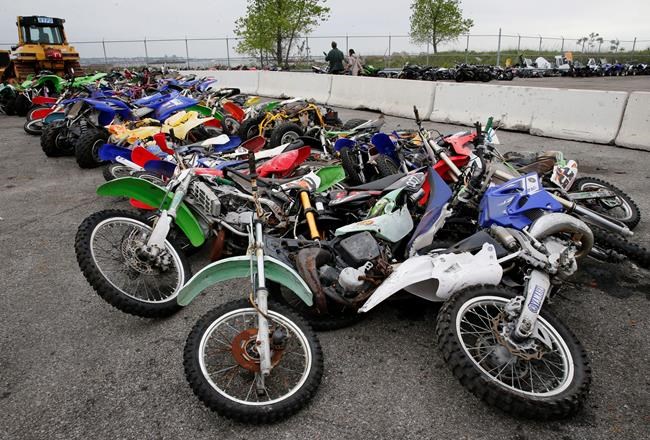 Crushin' it: NYPD uses bulldozers to wreck renegade cycles | iNFOnews.ca