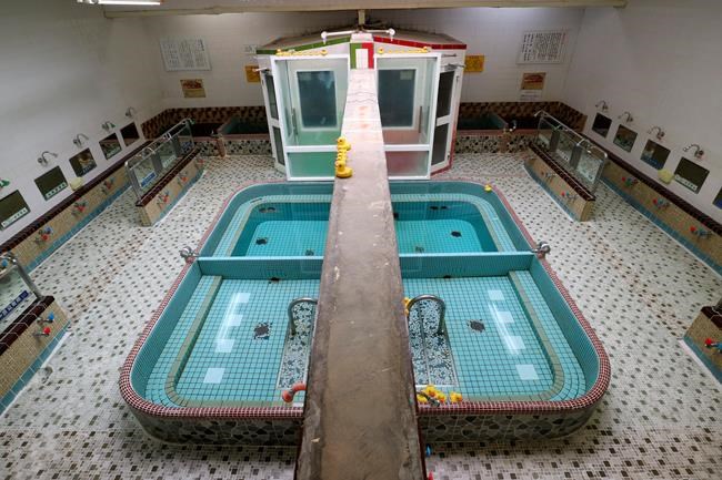 Bathe naked with strangers? Welcome to a Japanese bathhouse | iNFOnews.ca