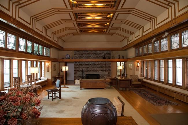 A new look at Frank Lloyd Wright's textiles, home goods | iNFOnews.ca