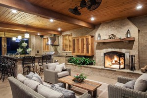 Fire pits, ice rinks and more: Outdoor features can make backyards friendly all winter | iNFOnews.ca CP30101019