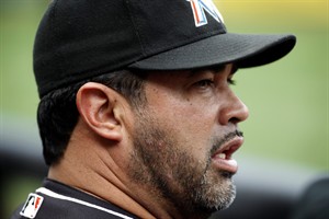 Marlins manager Ozzie Guillen brushes off criticism from reliever Heath Bell | iNFOnews.ca CP20239600