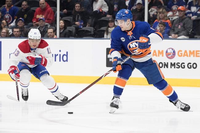 Lee's late goal lifts Islanders to 2-1 win over Canadiens | iNFOnews.ca