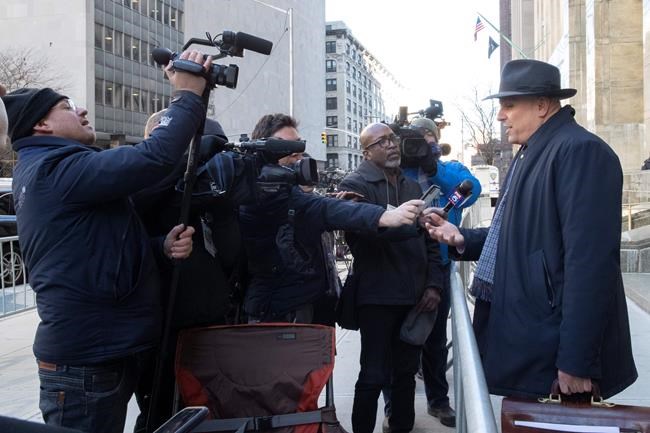 Weinstein judge won't step aside as jury selection resumes | iNFOnews.ca