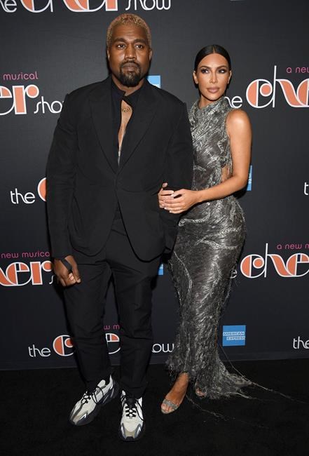 Kanye West apologizes for using phone during Cher musical | iNFOnews.ca Kanye West apologizes for using phone during Cher musical | iNFOnews.ca