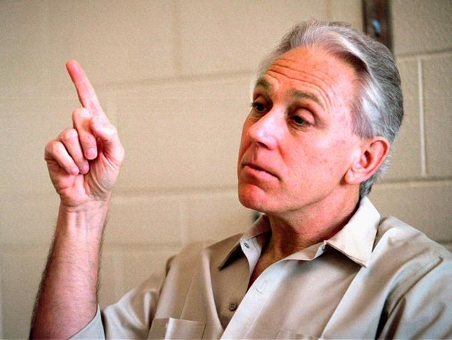Ex-officer MacDonald in Fort Bragg murders seeks release | iNFOnews.ca