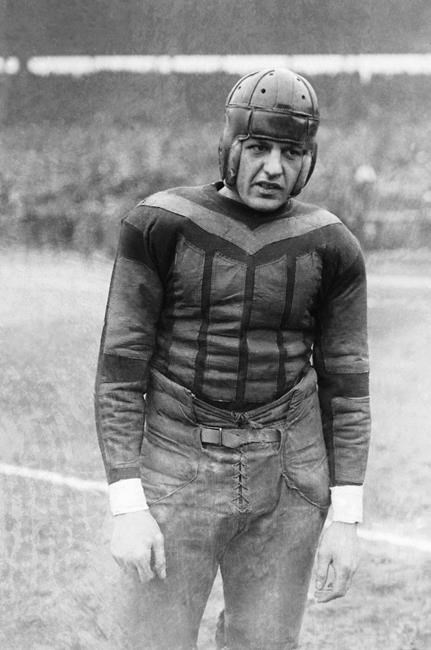 NFL At 100: From head to toe, players equipment has evolved | iNFOnews.ca