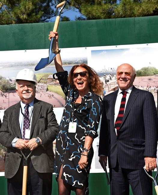 Sweeping views, grass roof for new Statue of Liberty Museum | iNFOnews.ca