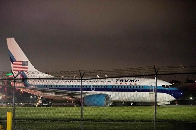 Investigators: Pilots erred in Pence plane's skid at airport | iNFOnews.ca Investigators: Pilots erred in Pence plane's skid at airport | iNFOnews.ca
