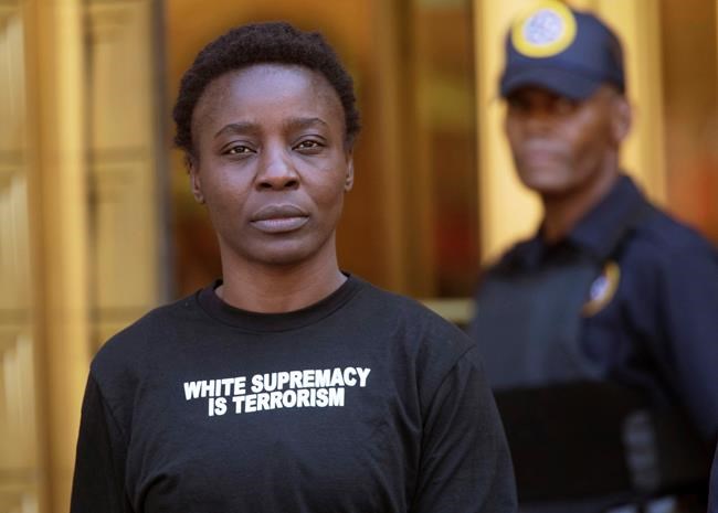 Trial date set for Statue of Liberty climber | iNFOnews.ca