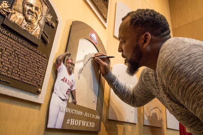 Vlad Guerrero tours Baseball HOF, "so glad" he made it | iNFOnews.ca Vlad Guerrero tours Baseball HOF, "so glad" he made it | iNFOnews.ca