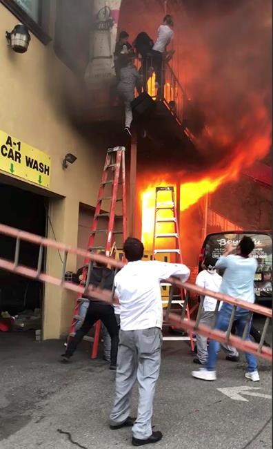 Girls jump, drop from balcony to escape dance studio fire | iNFOnews.ca