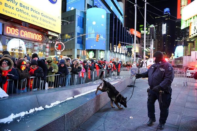 Ring in the new: NYPD drone to oversee Times Square revelry | iNFOnews.ca