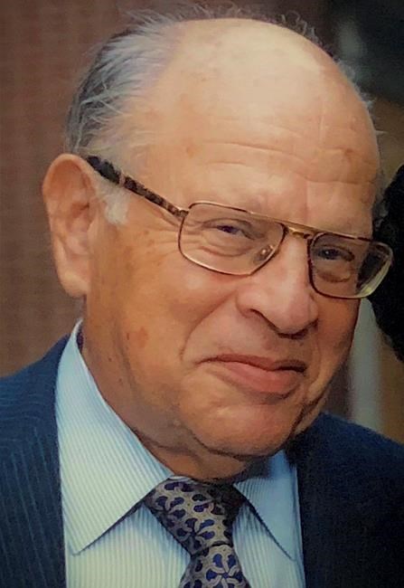 Leader of movement to remember Holocaust victims dies at 93 | iNFOnews.ca