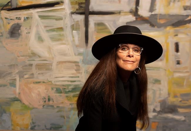 US court sides with photographer in fight over Warhol art | iNFOnews.ca