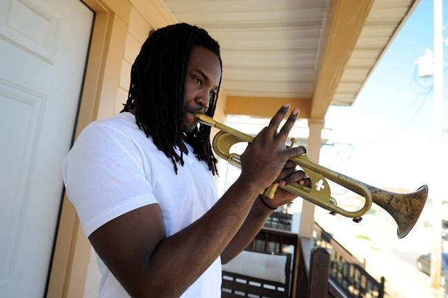 New Orleans musician offers kids trumpets for guns | iNFOnews.ca New Orleans musician offers kids trumpets for guns | iNFOnews.ca
