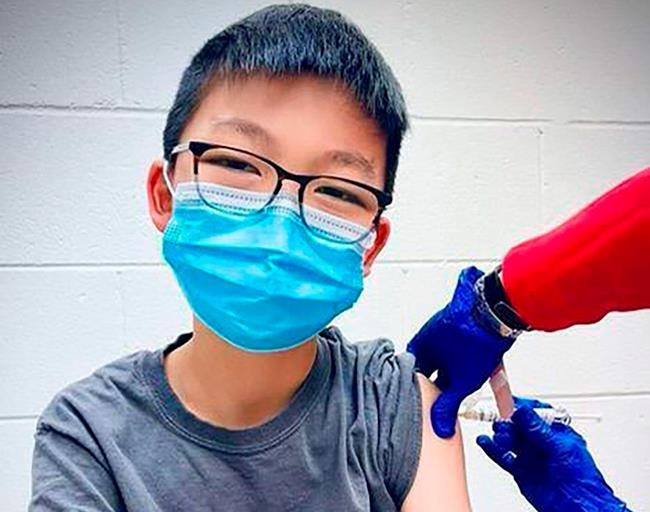 Pfizer says its COVID-19 vaccine protects younger teens | iNFOnews.ca