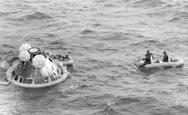Gold lunar module replica stolen from museum still missing | iNFOnews.ca Gold lunar module replica stolen from museum still missing | iNFOnews.ca