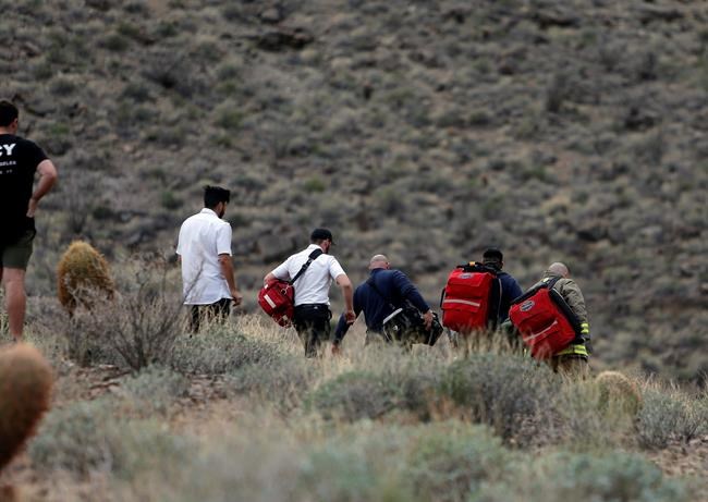 Tourist's parents file lawsuit in Grand Canyon copter crash | iNFOnews.ca Tourist's parents file lawsuit in Grand Canyon copter crash | iNFOnews.ca