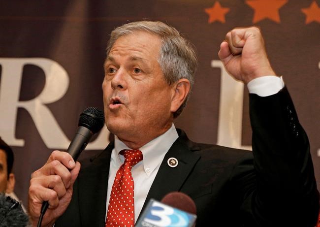South Carolina congressman draws gun at constituent meeting | iNFOnews.ca CP29562047