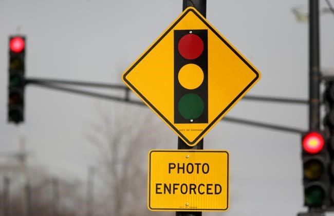 Texas governor signs state ban on red-light traffic cameras | iNFOnews.ca