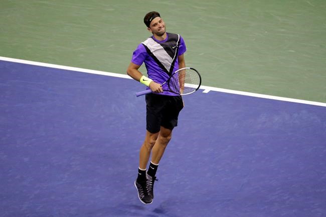 Bothered by back, Federer loses US Open QF to 'Baby Fed' | iNFOnews.ca