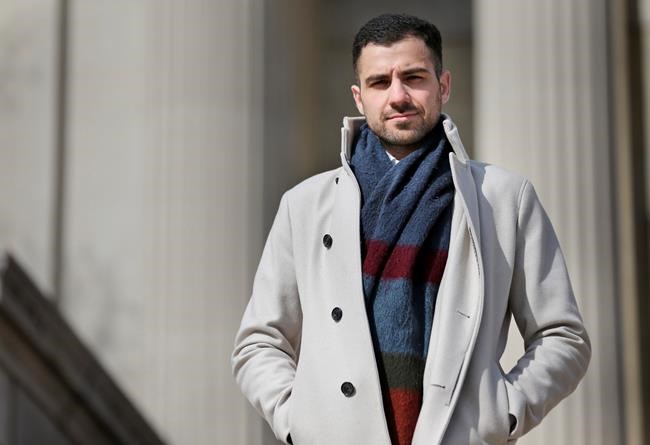 Columbia offers scholarships to Syrians, despite visa ban | iNFOnews.ca Columbia offers scholarships to Syrians, despite visa ban | iNFOnews.ca