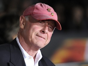 Authorities say 'Top Gun' director Tony Scott dies after jumping off Los Angeles County bridge | iNFOnews.ca CP19837890