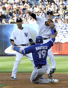 Bautista HR, Stroman pitches 6 gritty innings as Blue Jays end 6-game skid, beat Yankees 6-3 | iNFOnews.ca