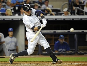 Rasmus hits 3-run HR off Soriano, banged-up Blue Jays rally past Yankees 8-7 to stop slide | iNFOnews.ca CP19910545