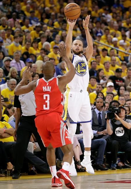 Curry comes alive to score 35, Warriors rout Rockets by 41 | iNFOnews.ca Curry comes alive to score 35, Warriors rout Rockets by 41 | iNFOnews.ca