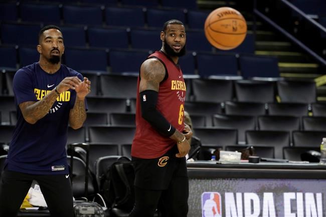 Anticipated or anticlimactic? Warriors-Cavs 4 in NBA Finals | iNFOnews.ca CP198918565