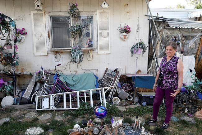 Precarious spot for mobile home owners as investors swoop in | iNFOnews.ca