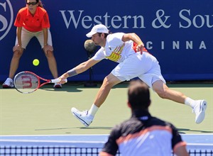Andy Murray loses, Serena Williams, Mardy Fish advance to Cincinnati quarterfinals | iNFOnews.ca CP19808332