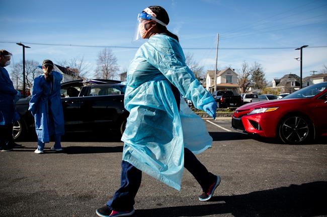 Daily COVID-19 deaths in US reach highest level since May | iNFOnews.ca