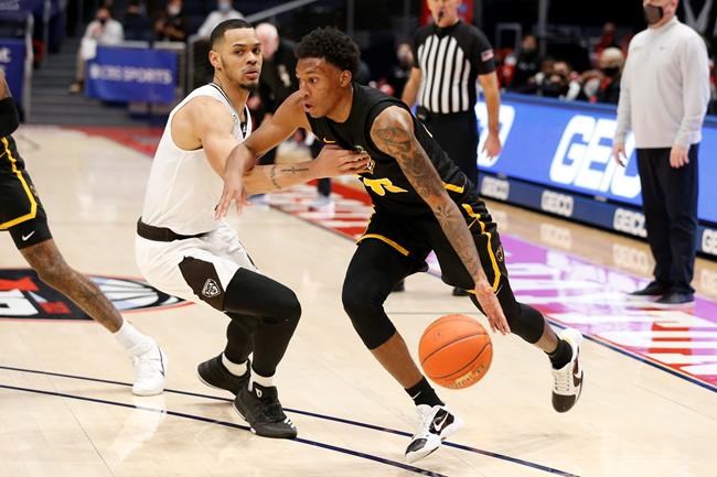 Positive virus tests bounce VCU from NCAAs; Oregon advances | iNFOnews.ca Positive virus tests bounce VCU from NCAAs; Oregon advances | iNFOnews.ca